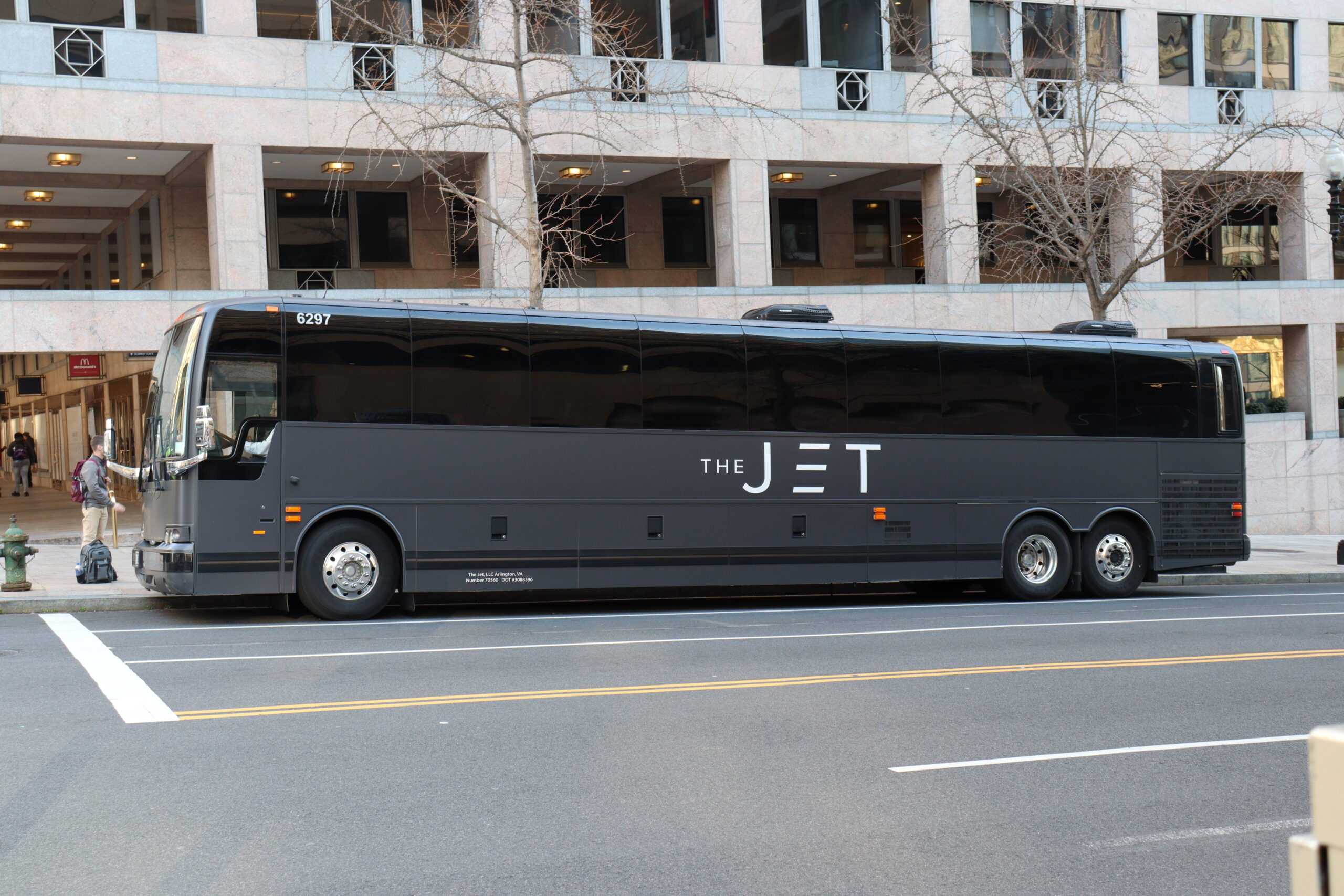 The JET First Class Bus