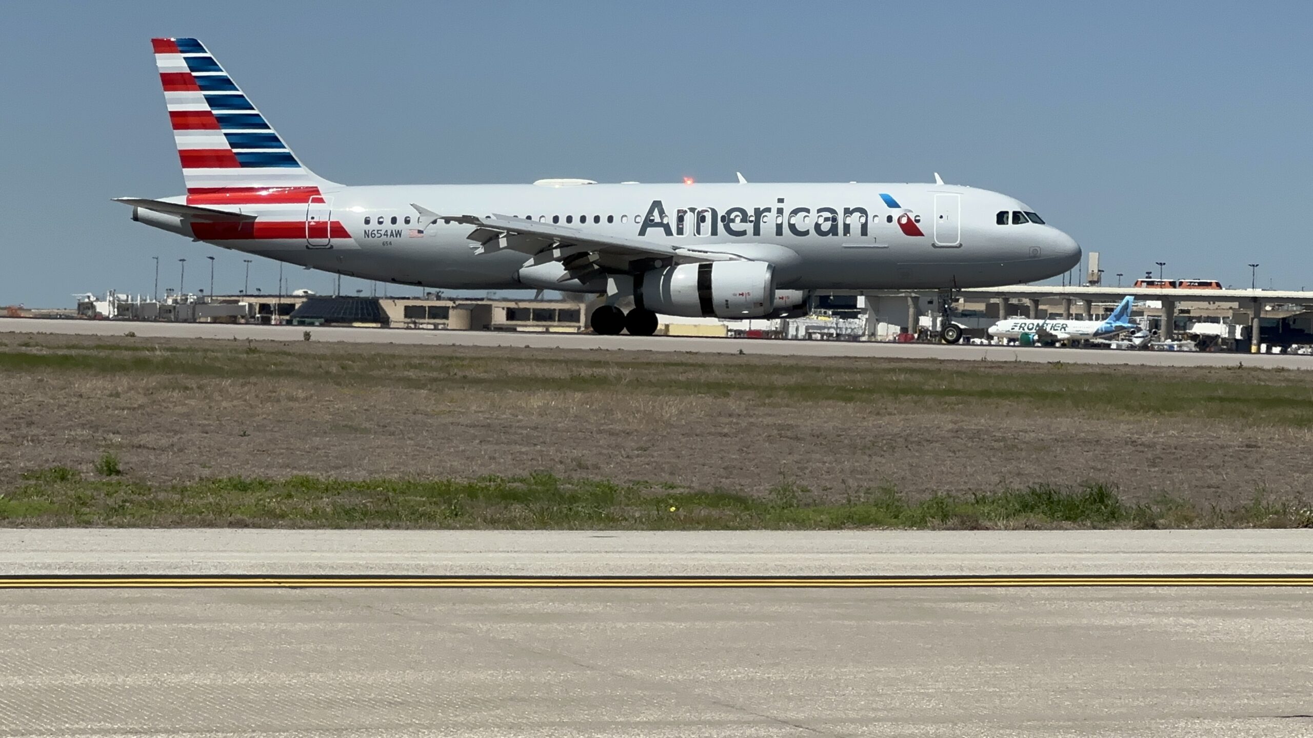 Photo of: American Airlines A320