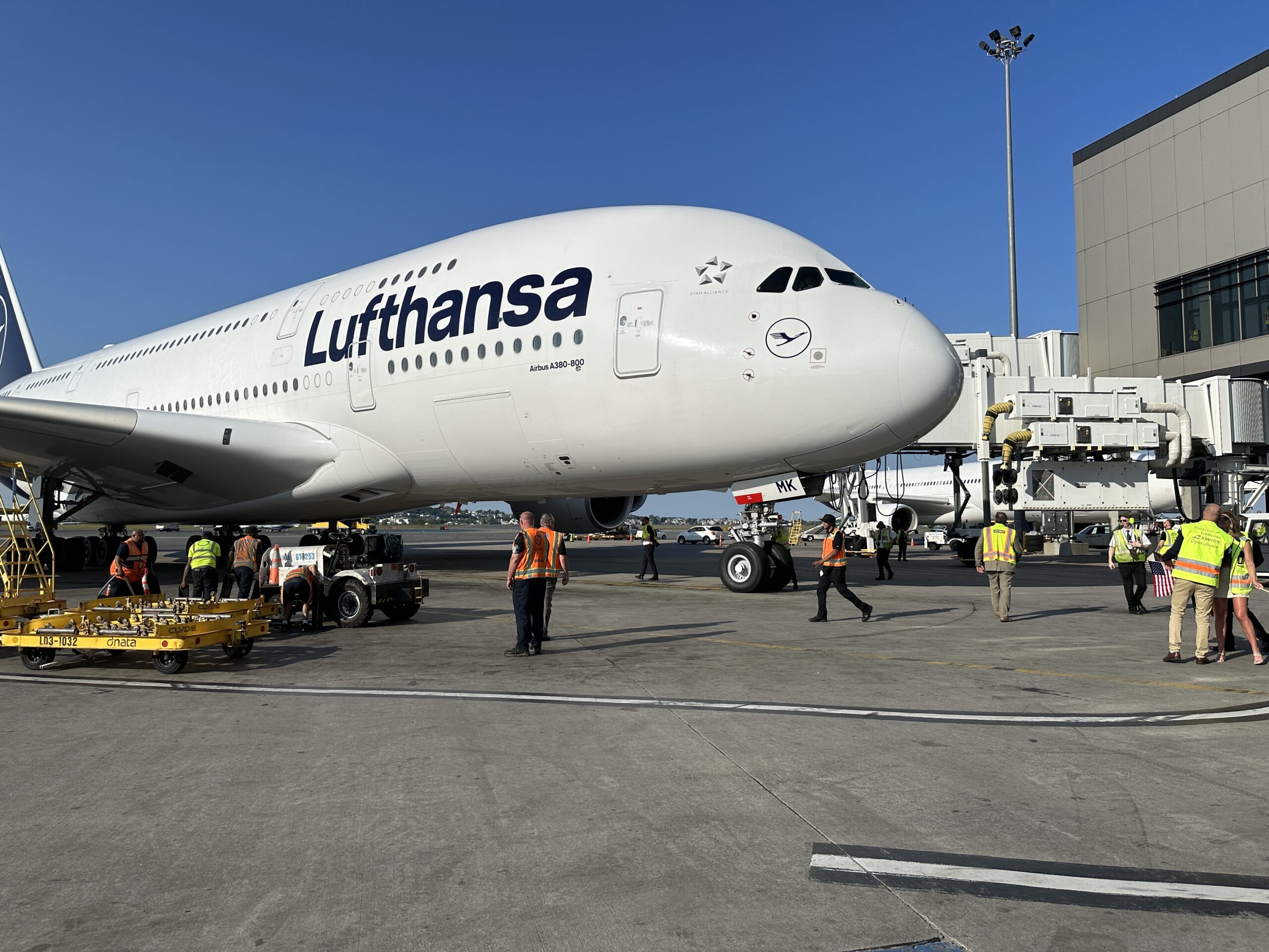 Lufthansa Begins A380 Service To Boston