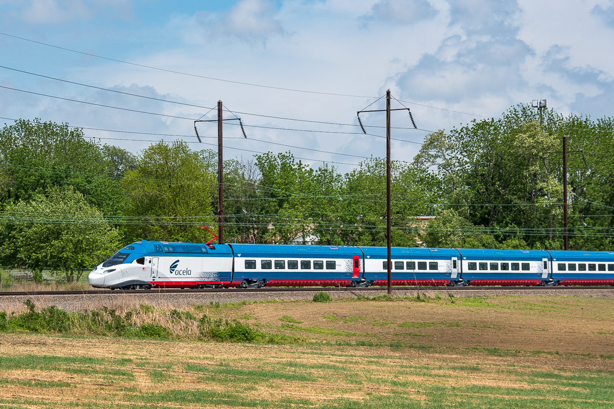 Photo of: Amtrak Acela // Amtrak