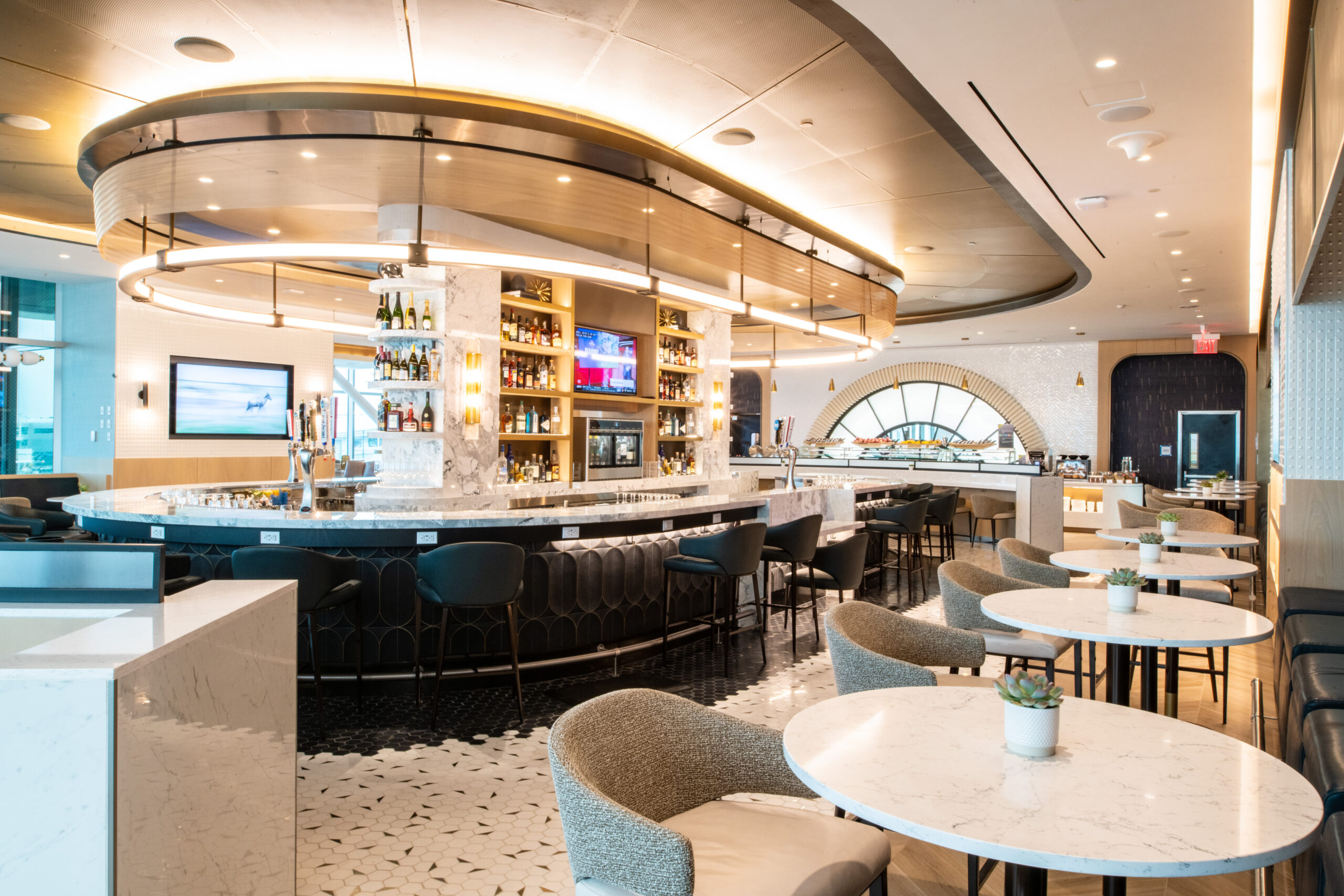 Delta Air Lines Opens Second Sky Club At JFK T4