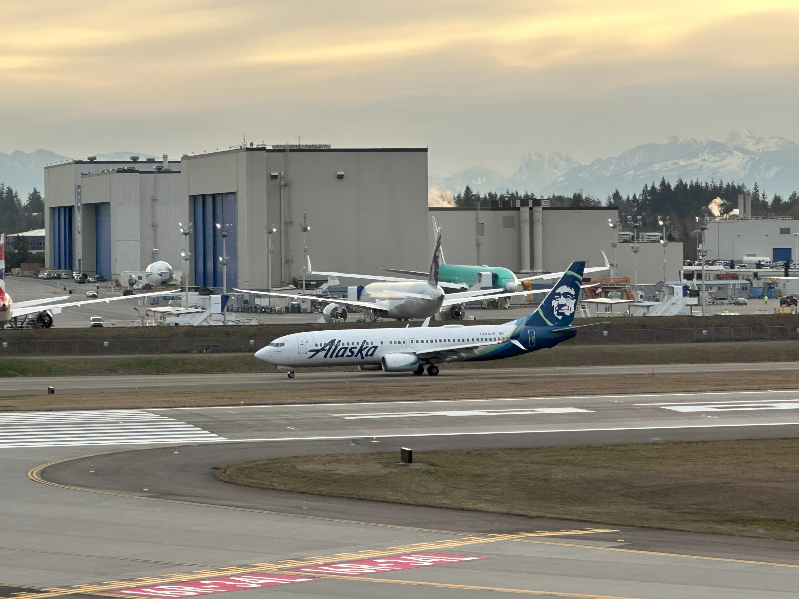 Alaska Airlines And Porter Announce Partnership