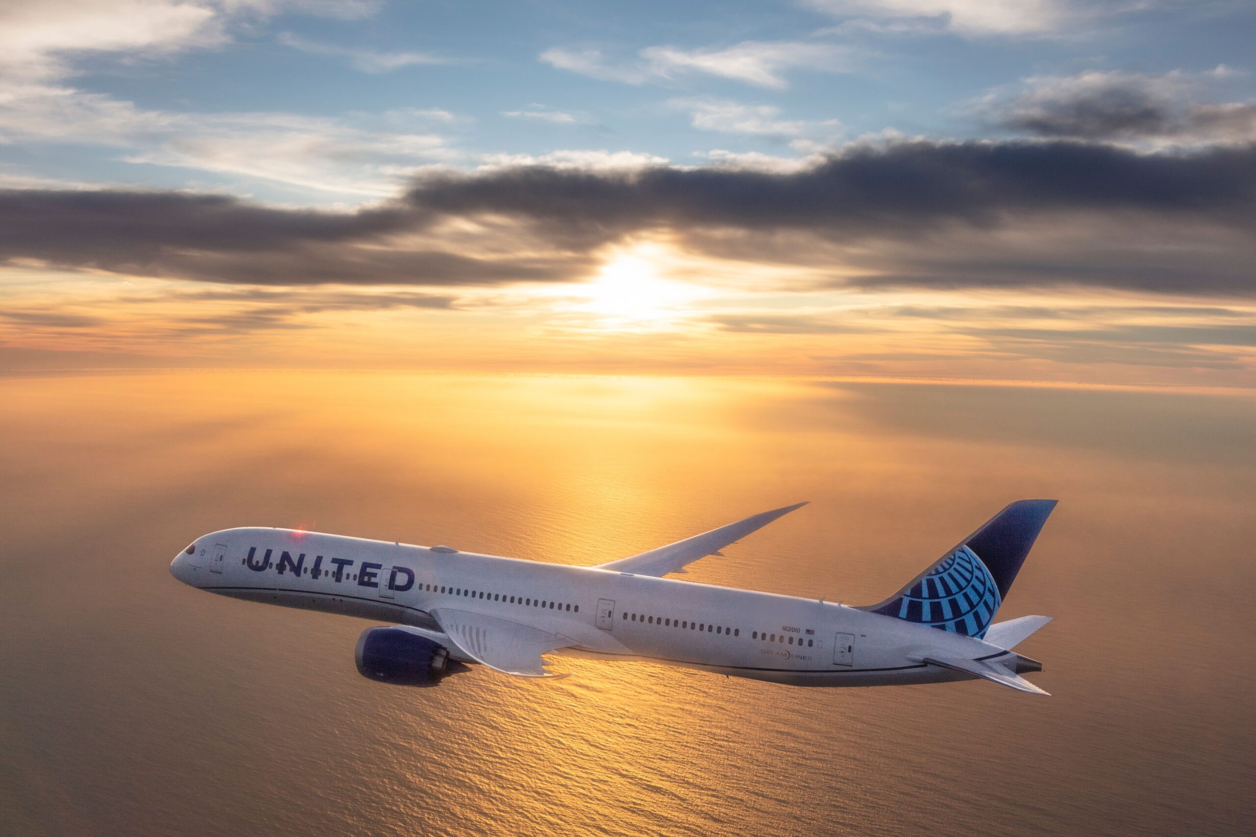 Photo of: United Airlines Boeing 787-9 Dreamliner // United Airlines