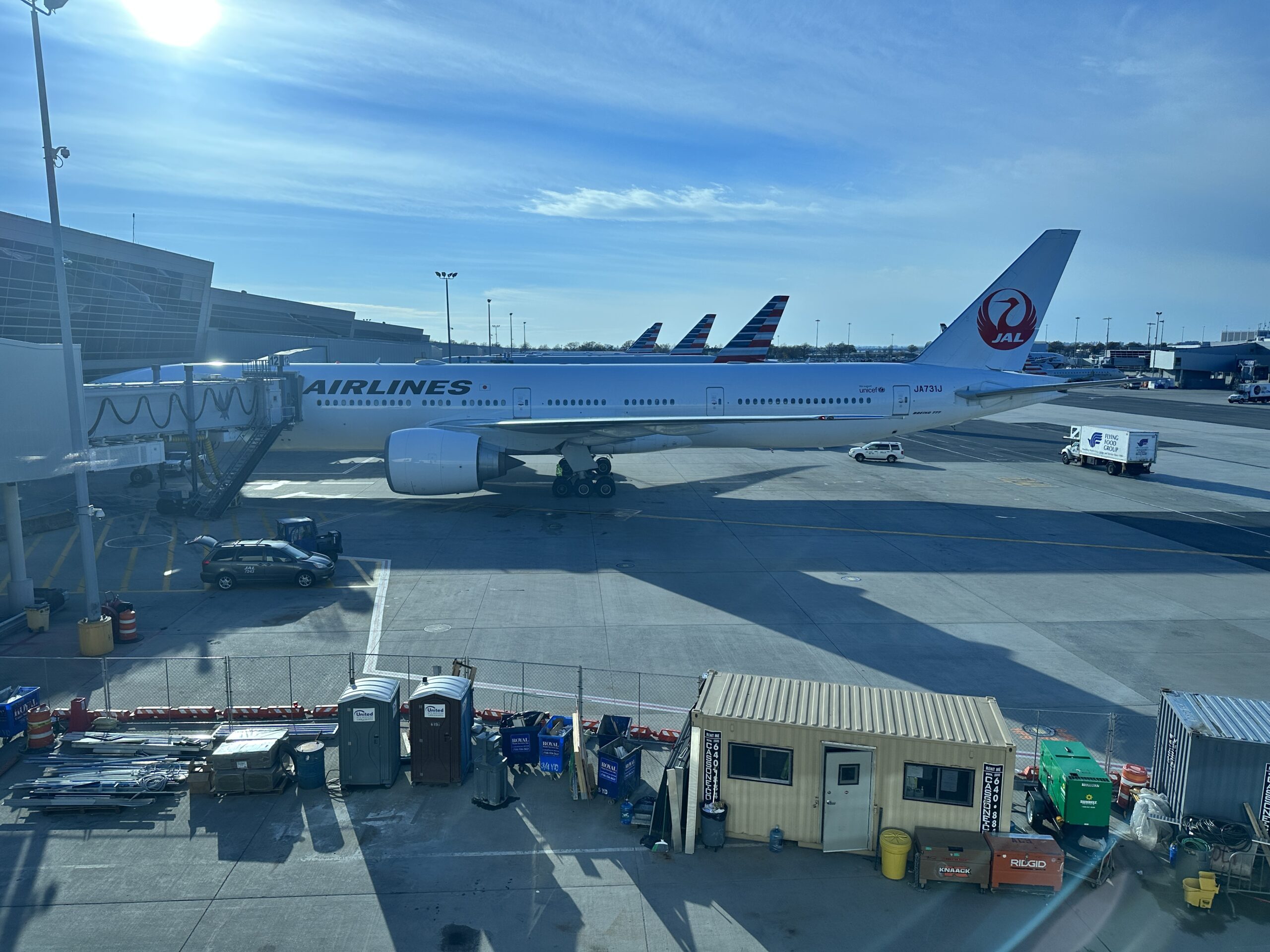 Photo of: Japan Airlines Boeing 777-300