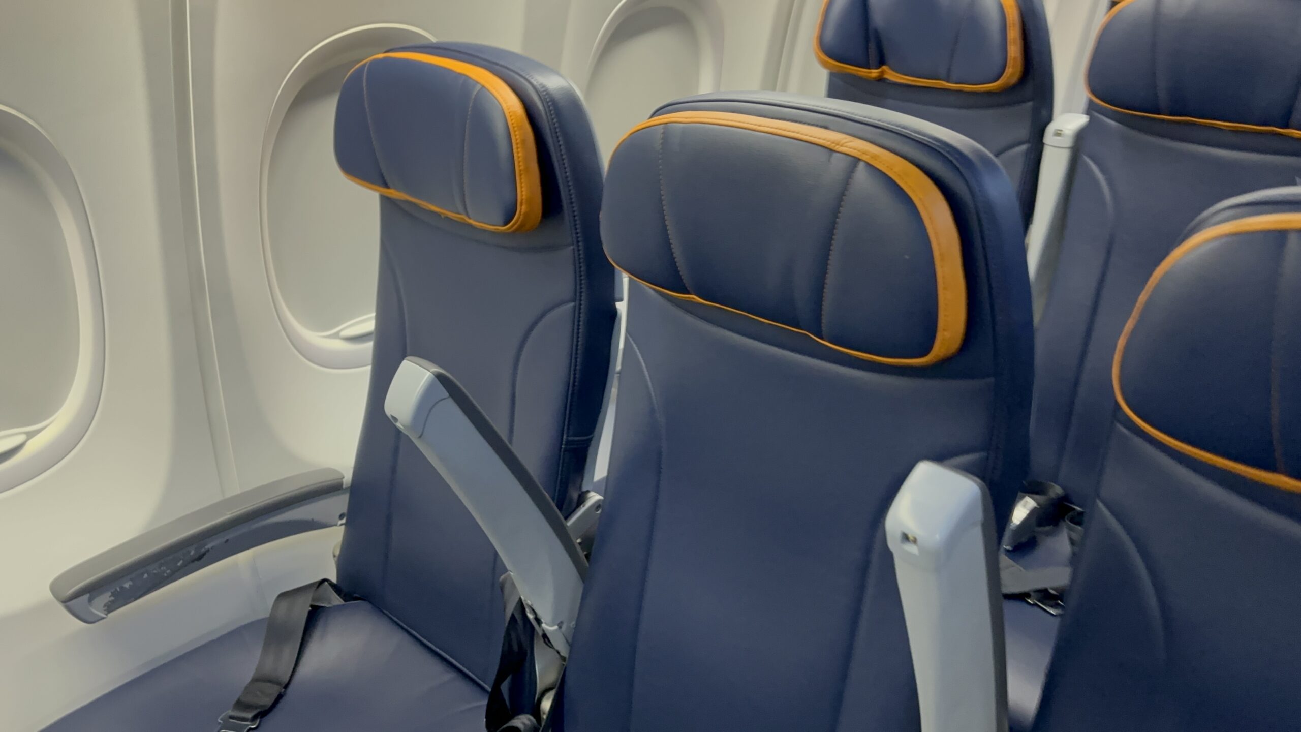 Review: Sun Country 737-800 Best Seats