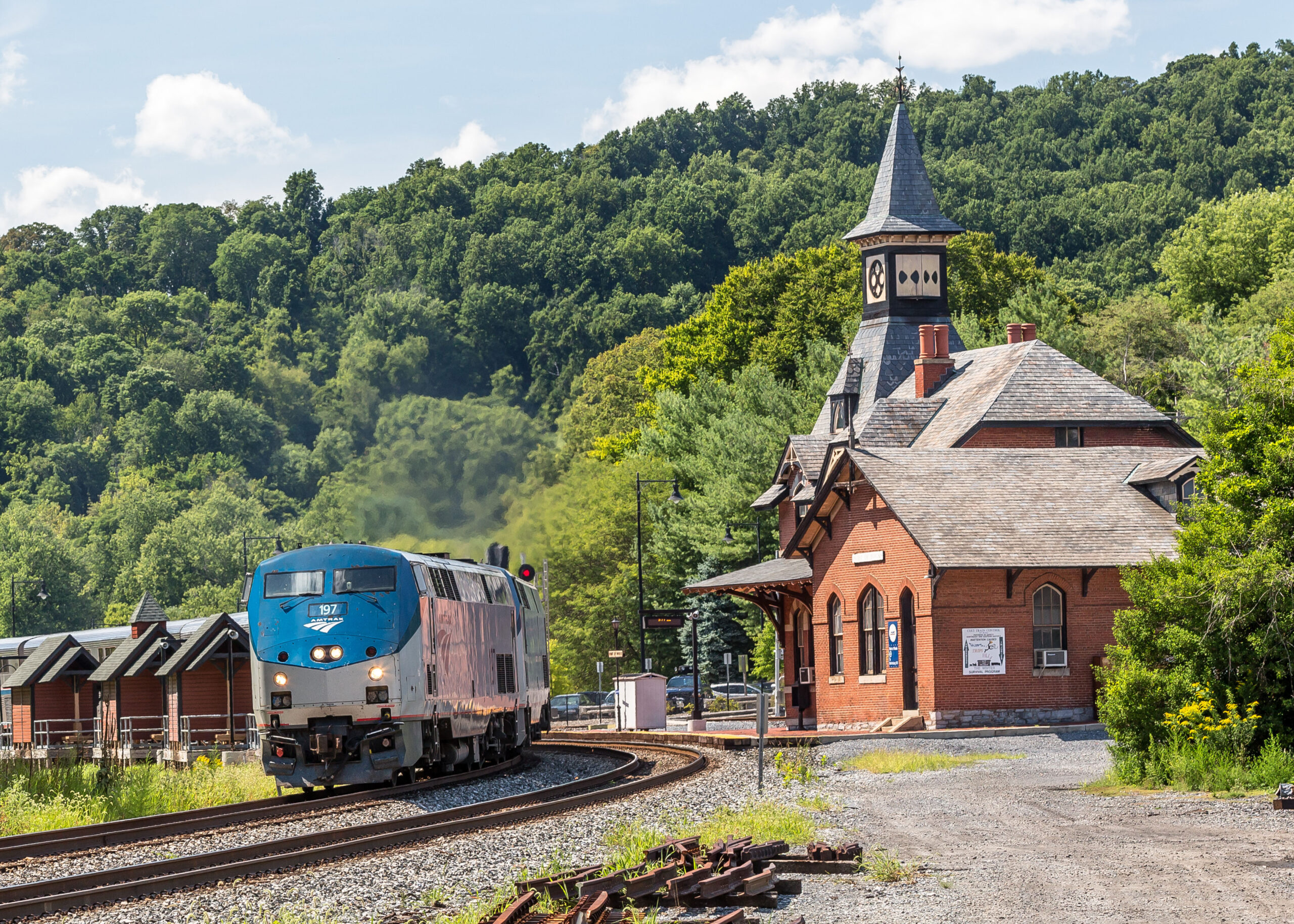 Photo of: Amtrak P42 Locomotive // Amtrak