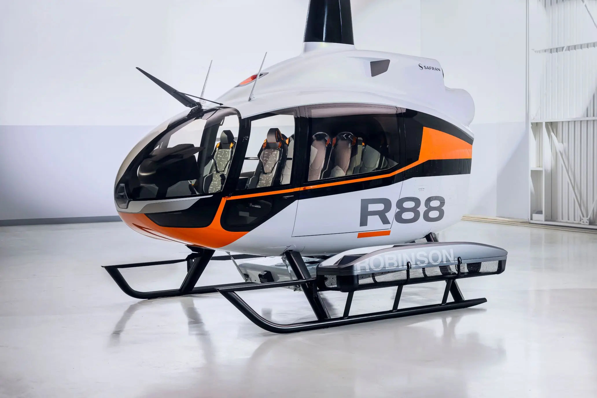 Photo of: Robinson R88 // Robinson Helicopter Company